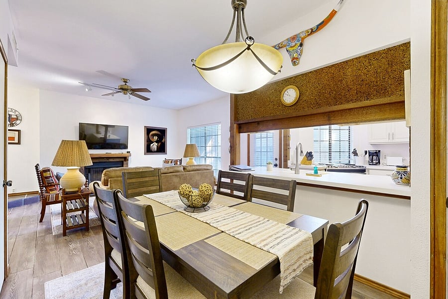 Furnished Finder property 748103_1 photo 6