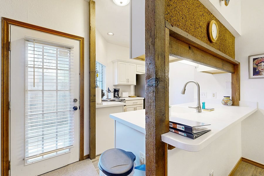 Furnished Finder property 748103_1 photo 10