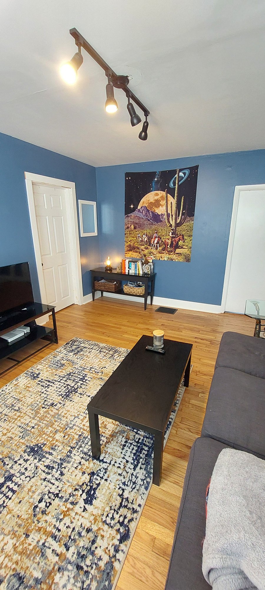 Furnished Finder property 748144_1 photo 1