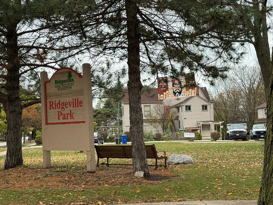 Ridgeville Park, just a block west, is an active Park District hosting many activities as well as community garden plots, picnic areas, a basketball court and playgrounds.