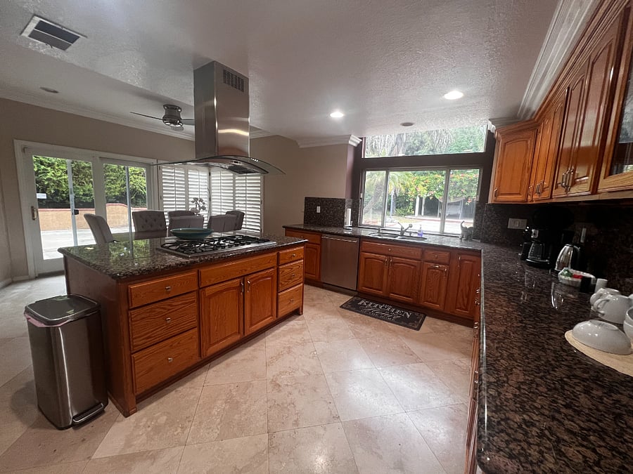 Furnished Finder property 748162_2 photo 7