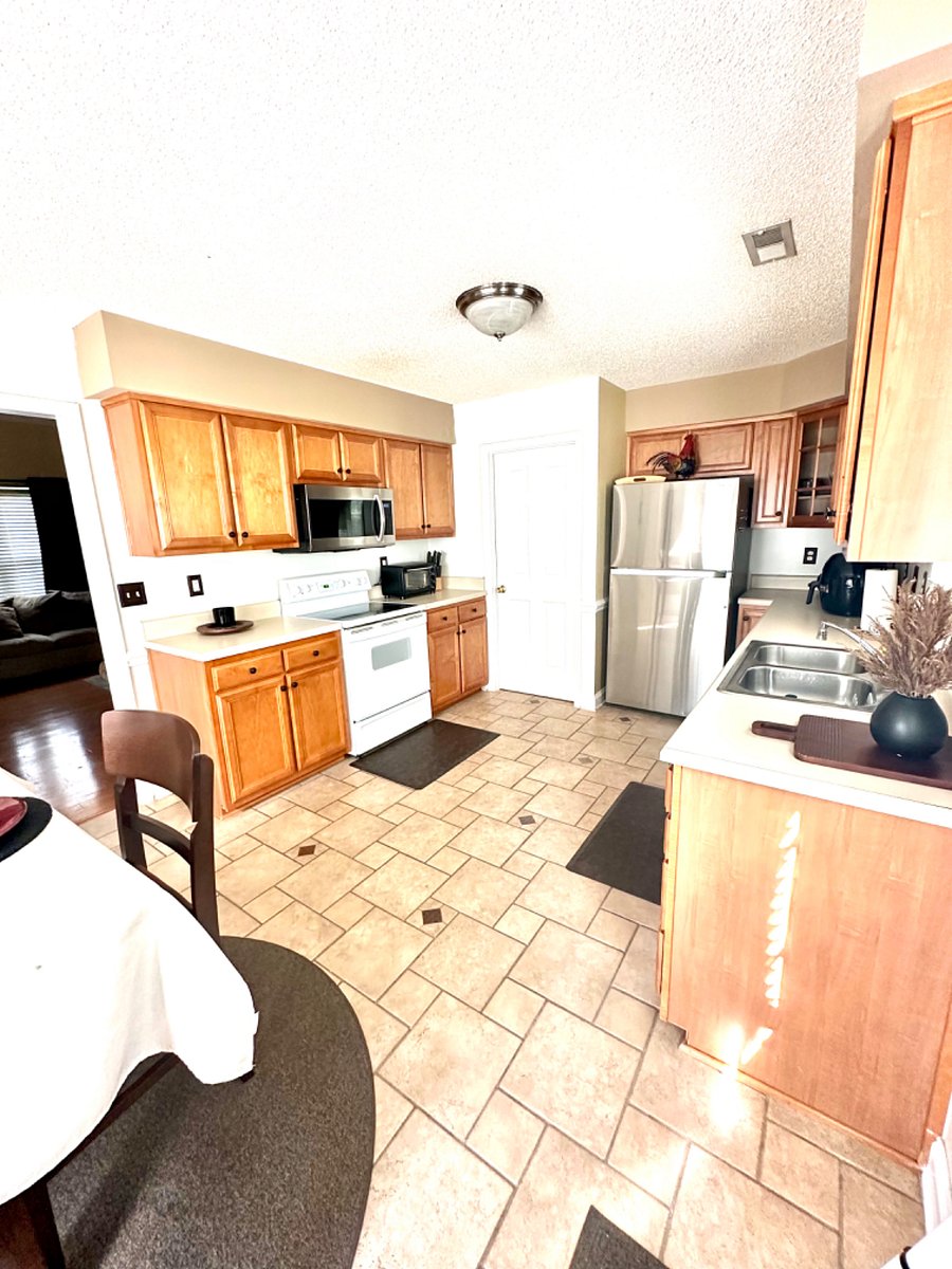 Furnished Finder property 748202_1 photo 12
