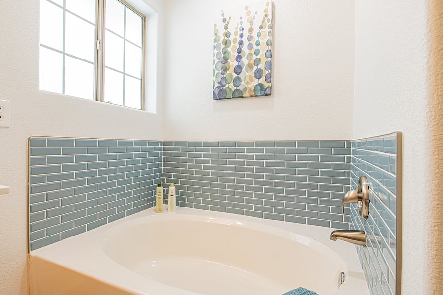 Master Tub