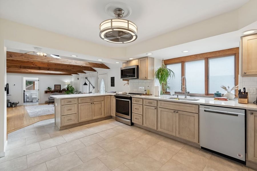 Furnished Finder property 748233_1 photo 8
