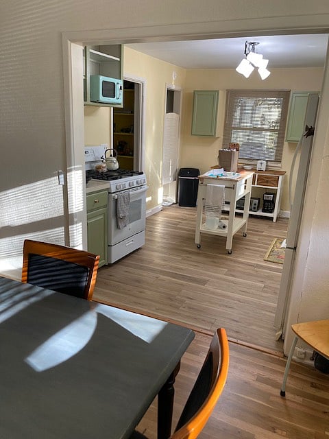Furnished Finder property 748247_1 photo 10