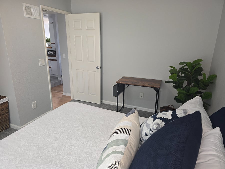 Furnished Finder property 748321_1 photo 3
