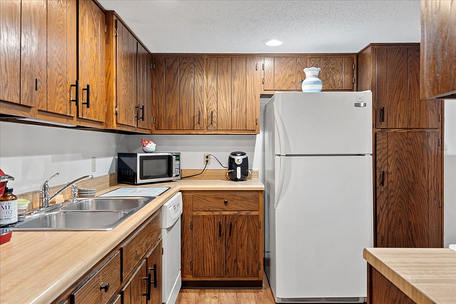 Furnished Finder property 748409_2 photo 11