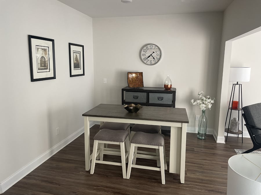 Furnished Finder property 748436_1 photo 4
