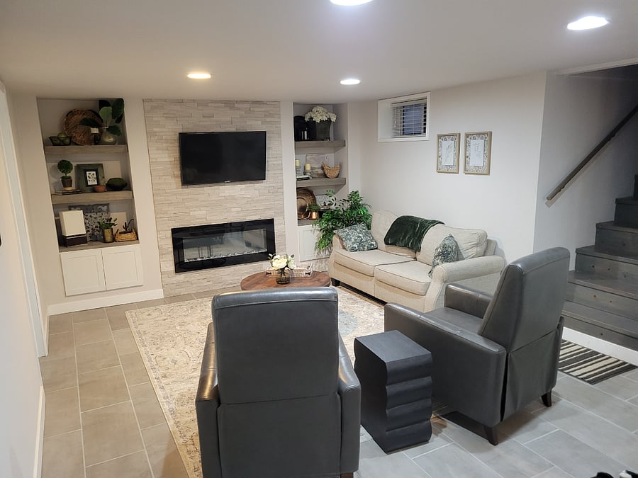Living room with fireplace