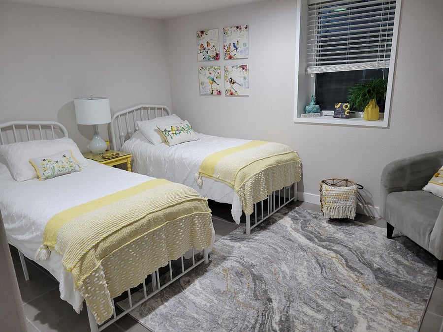 Second bedroom 