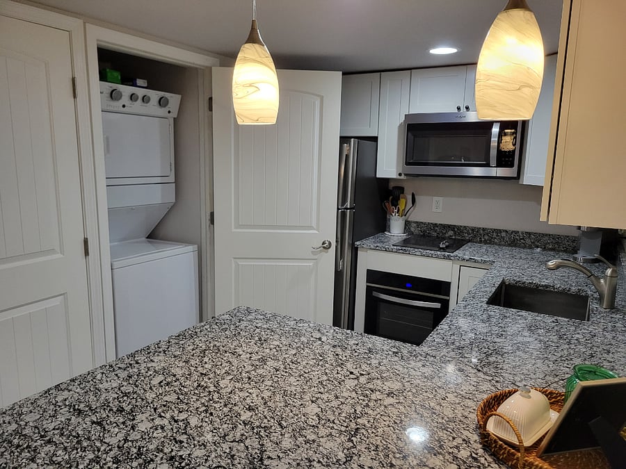 Kitchen and washer dryer combo