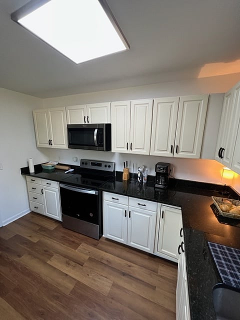 Furnished Finder property 748485_1 photo 4