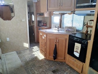 Furnished Finder property 748507_2 photo 4