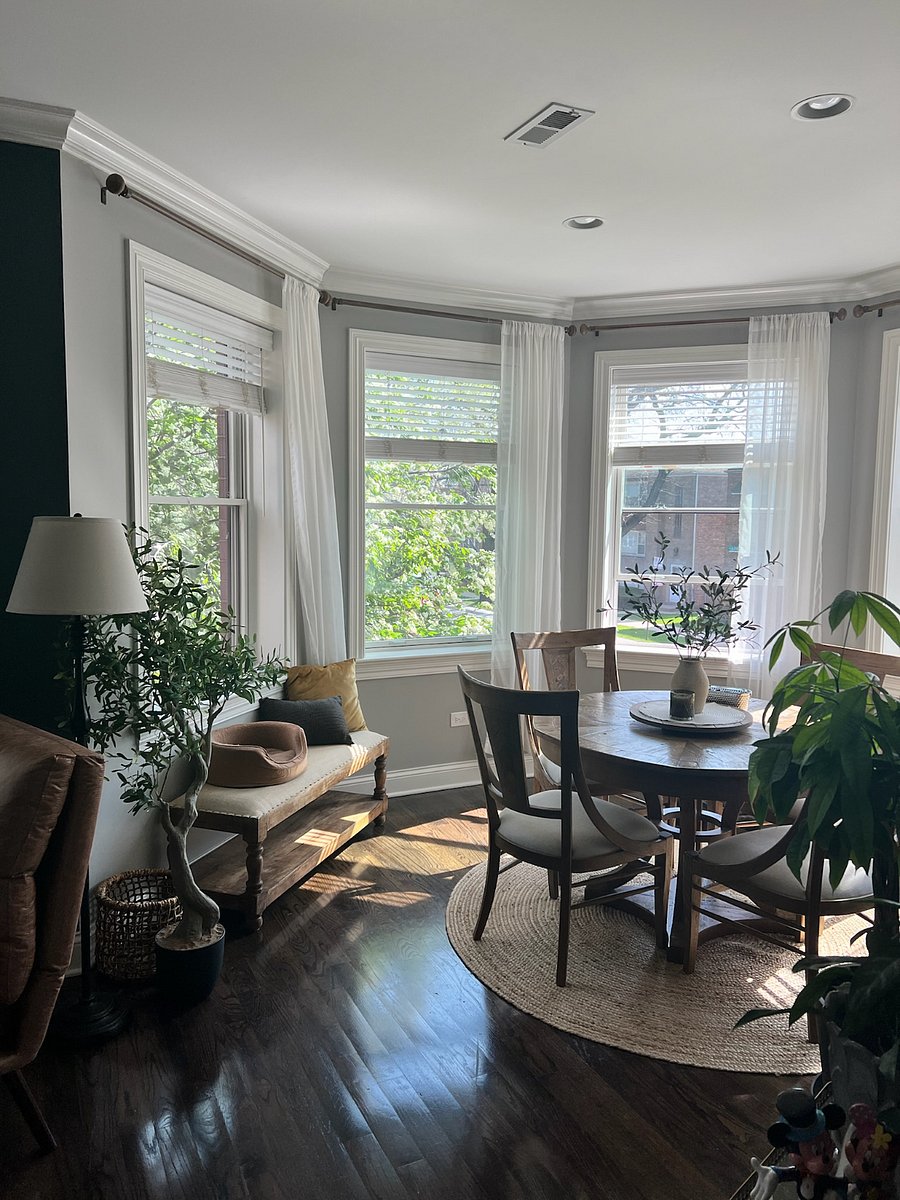 Cozy Dining Room