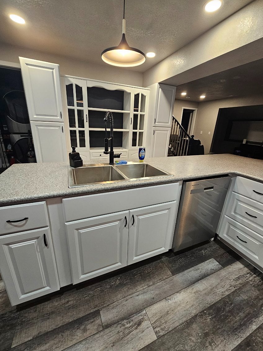Furnished Finder property 748636_1 photo 3