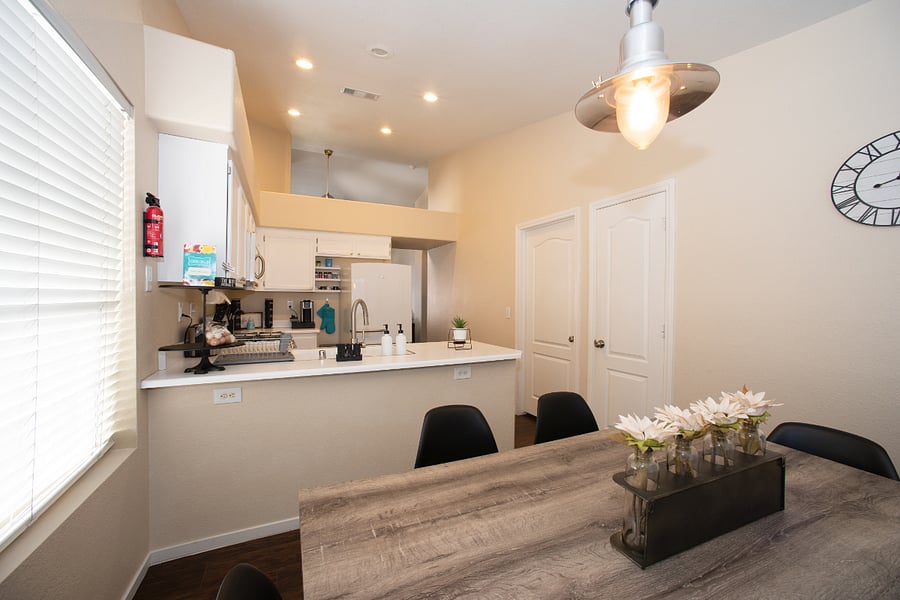 Furnished Finder property 748679_1 photo 10