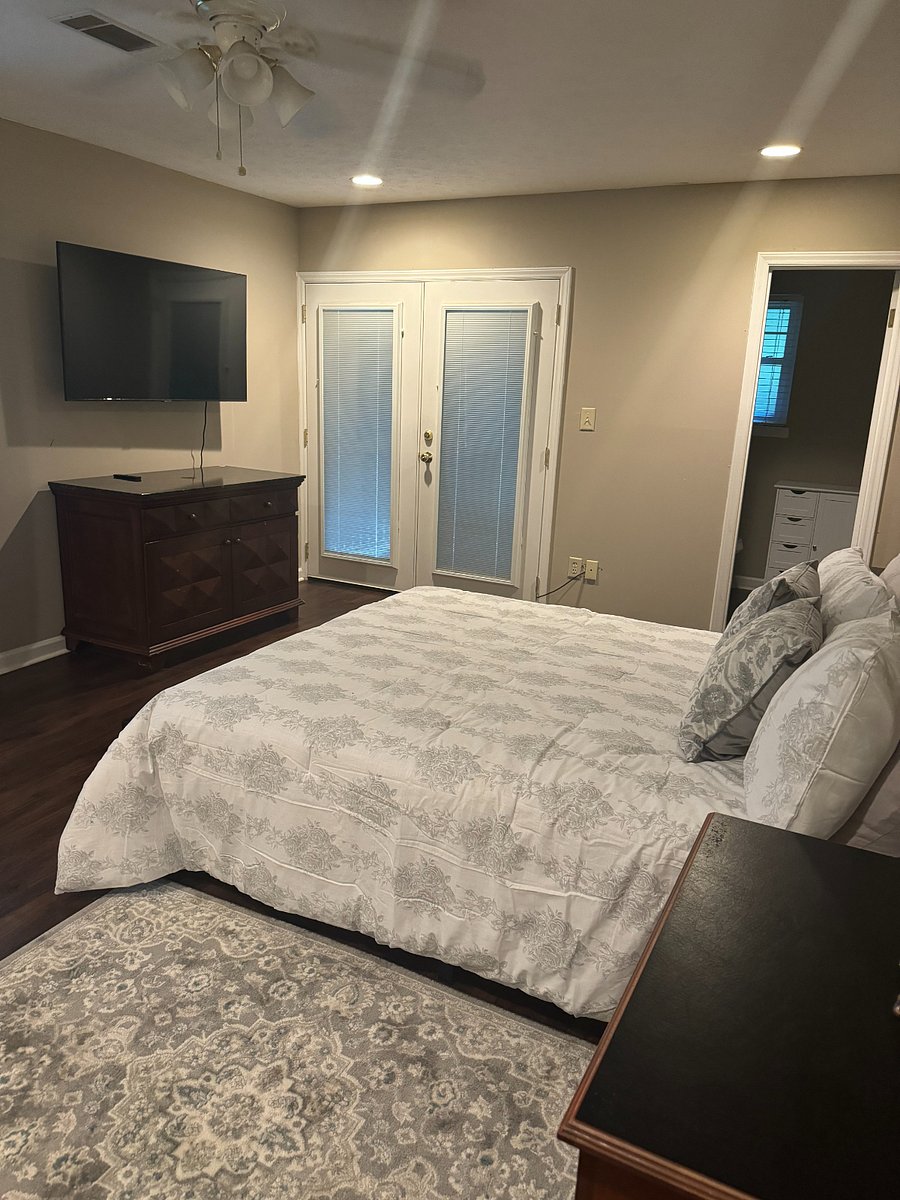 Furnished Finder property 748689_1 photo 8