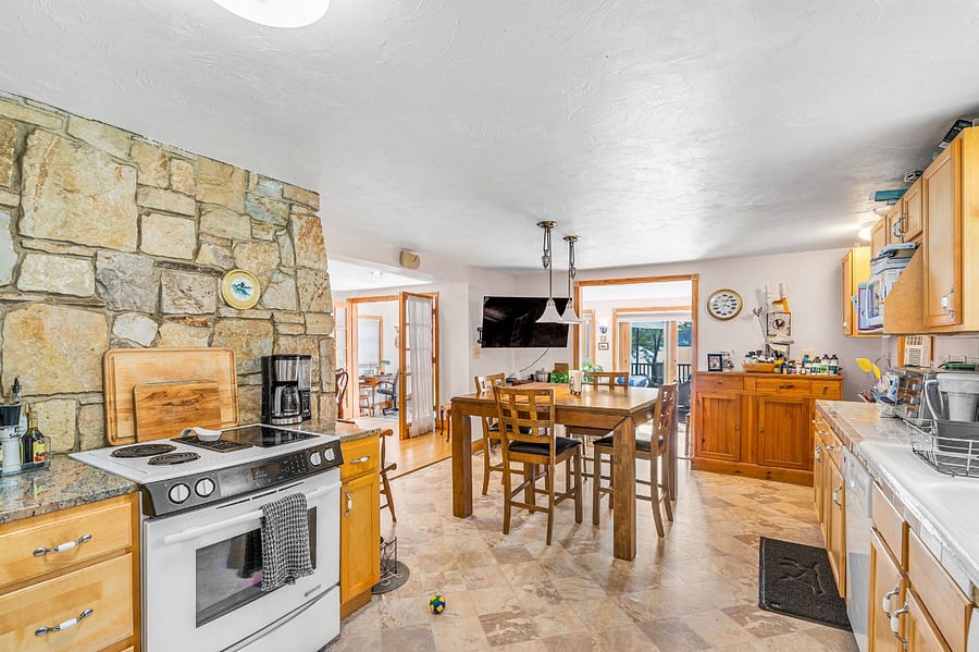 Furnished Finder property 748707_1 photo 11