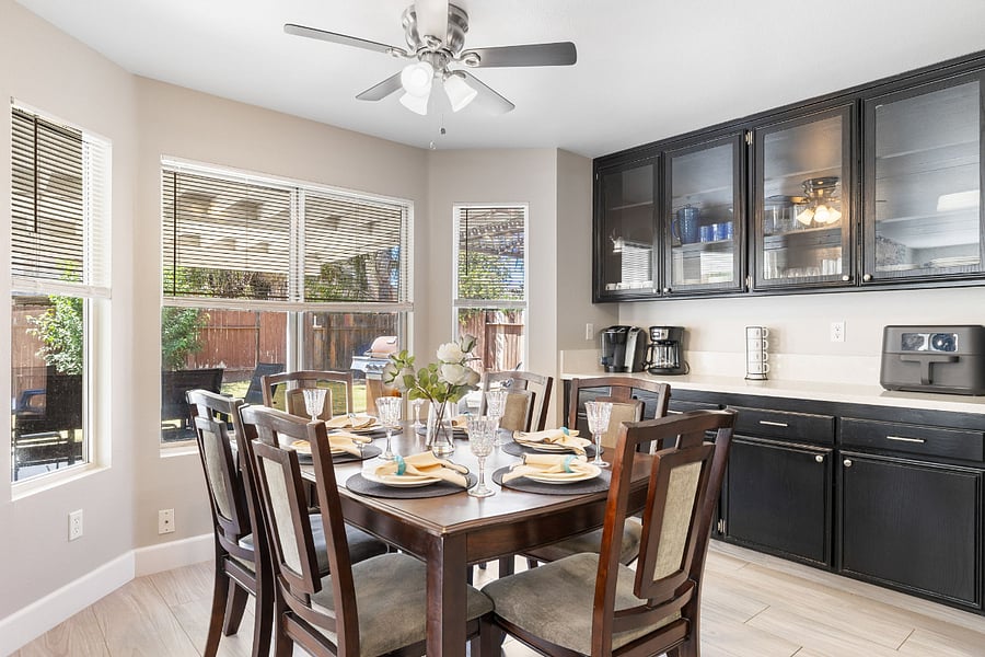 Kitchen Table with setting for 6