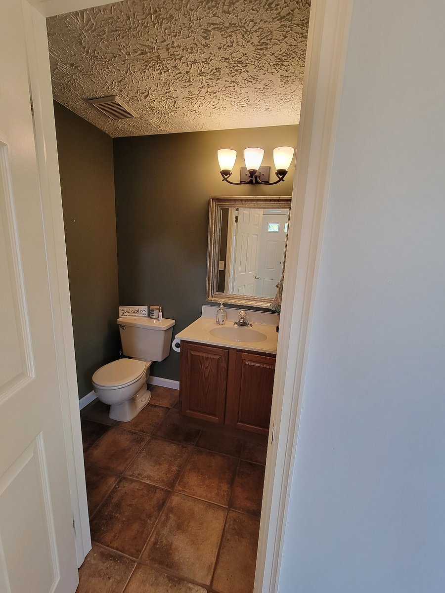 Main Floor Bathroom