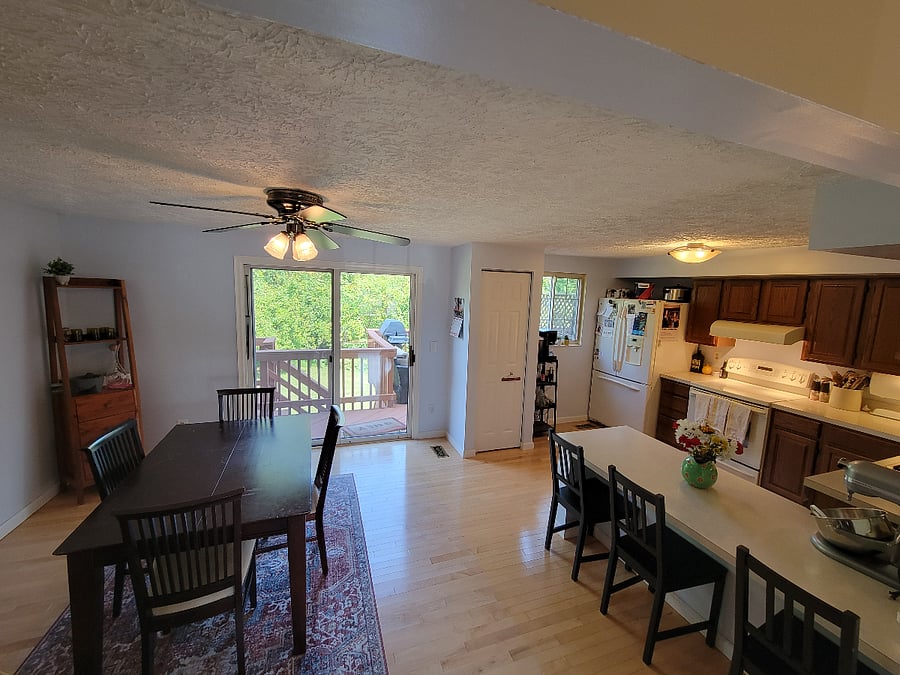 Kitchen/Dining