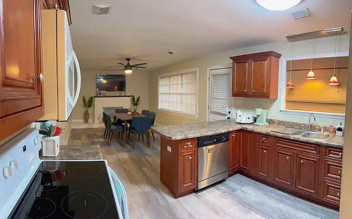 Furnished Finder property 748784_1 photo 20