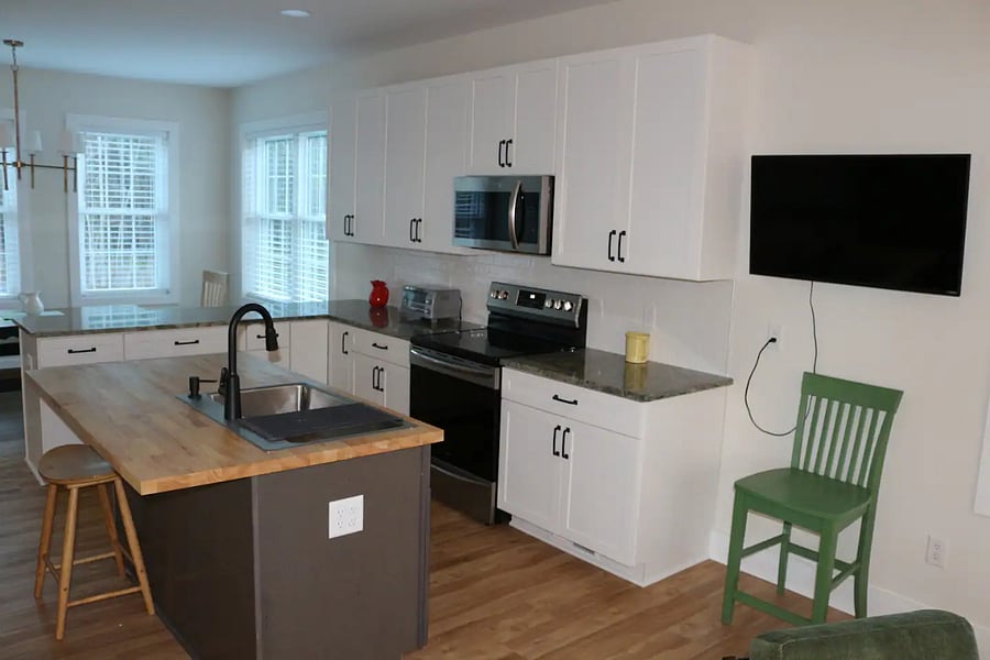 Furnished Finder property 748865_1 photo 10