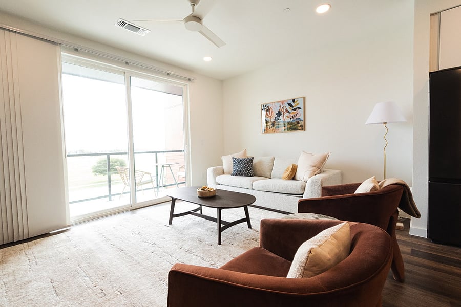 Furnished Finder property 748871_1 photo 2