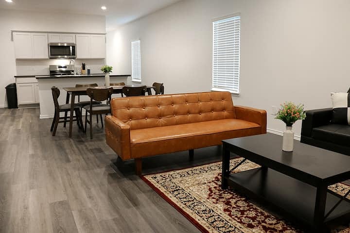 Furnished Finder property 748971_1 photo 4