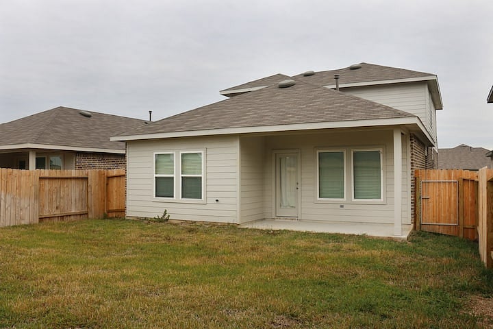 Furnished Finder property 748971_1 photo 8