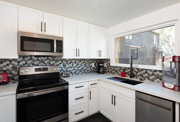 Furnished Finder property 748999_1 photo 6