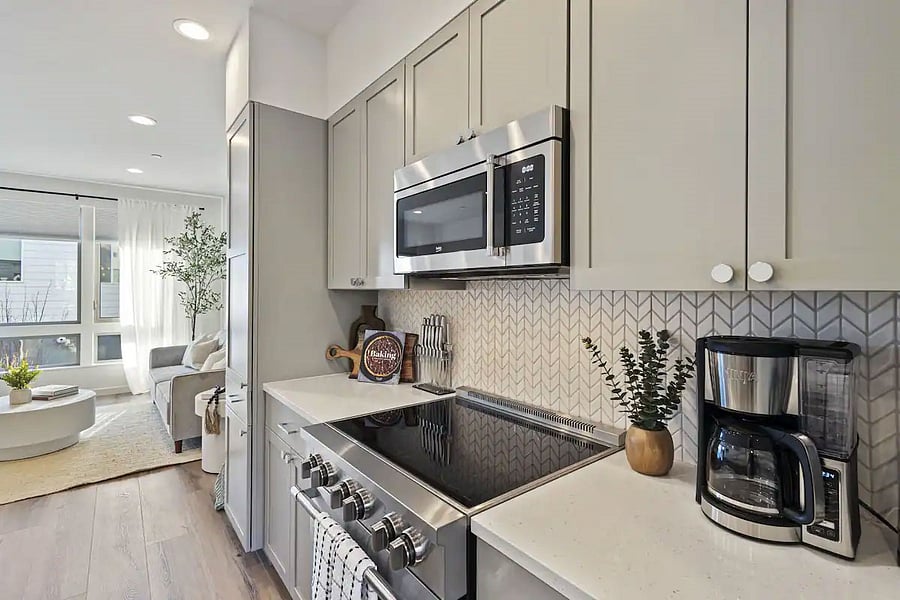 Furnished Finder property 749049_1 photo 16