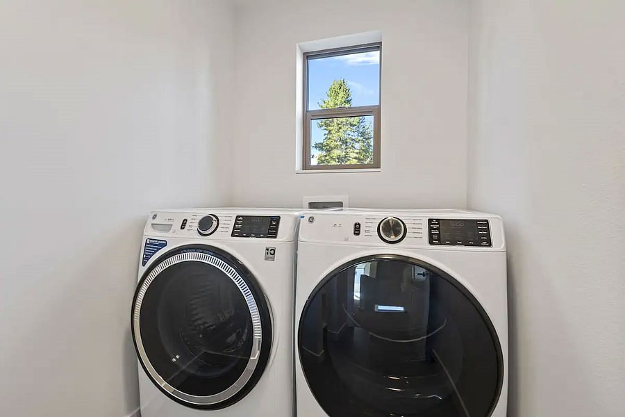 Furnished Finder property 749049_1 photo 32