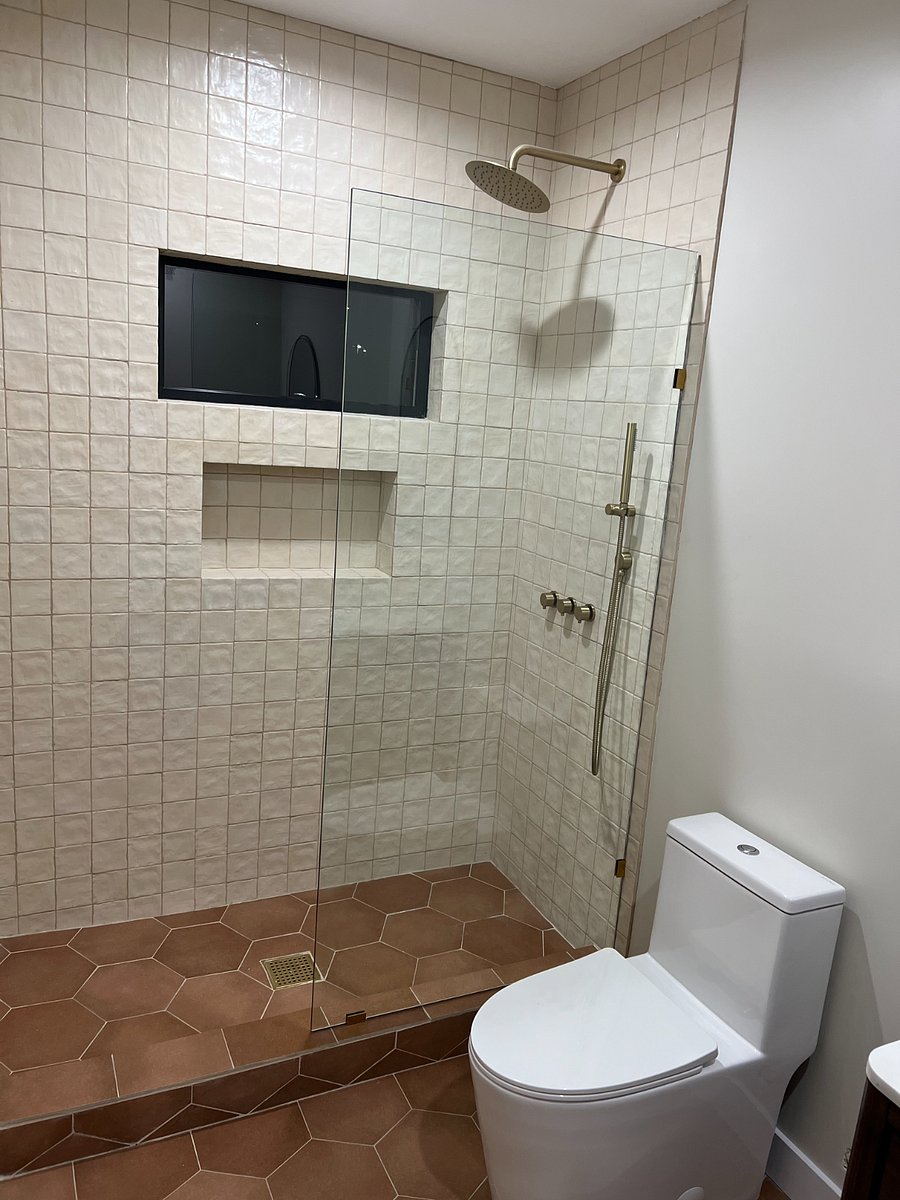 Full shower