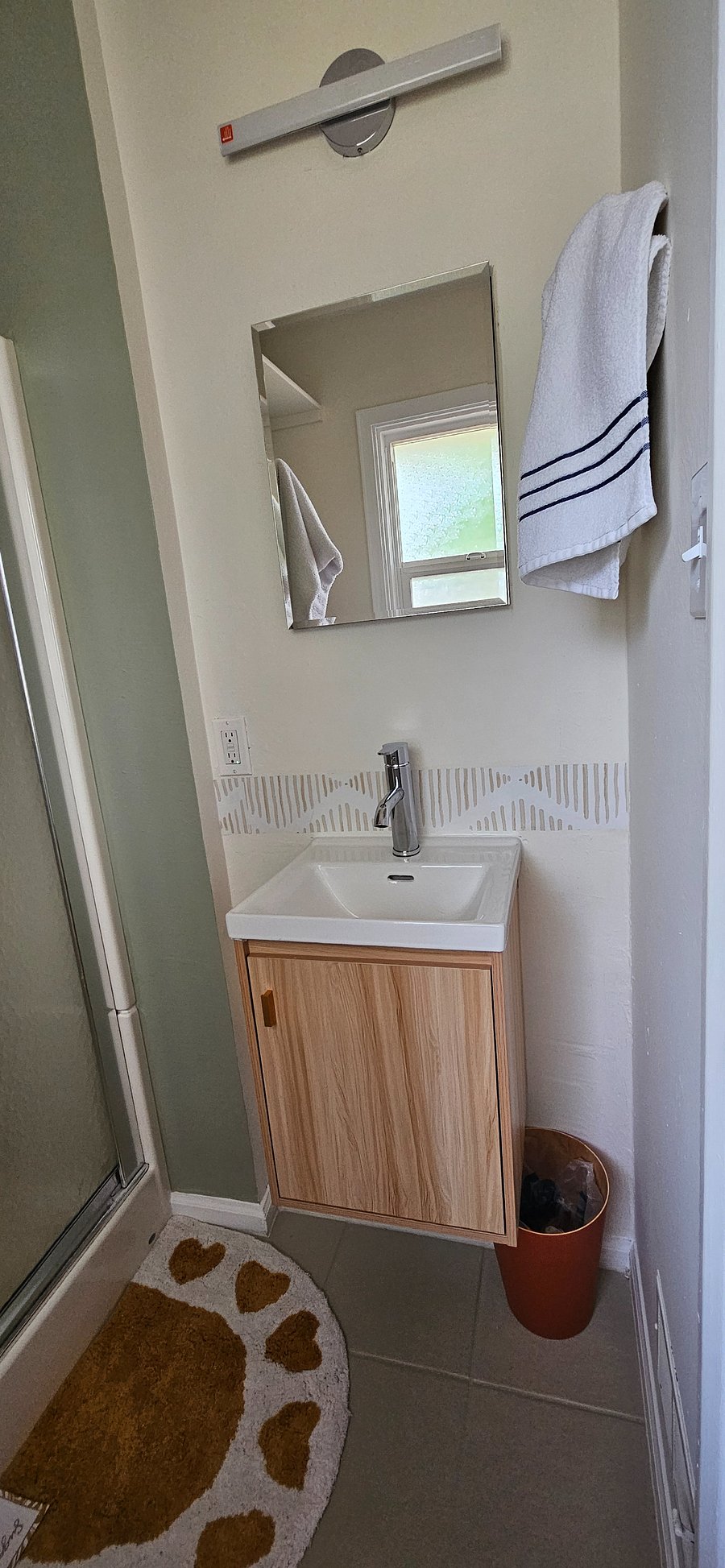 En suite bathroom inside master bedroom