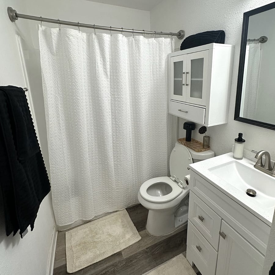 Guest Bathroom