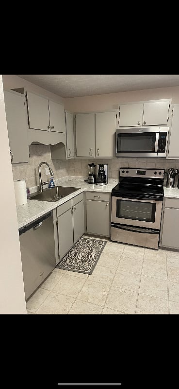 Furnished Finder property 749140_1 photo 4