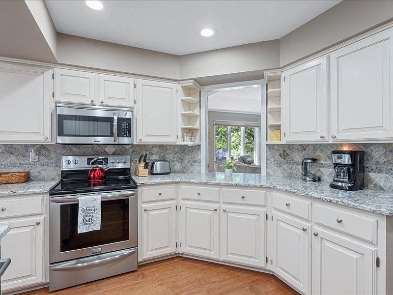 main floor kitchen

