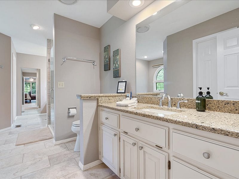 main floor primary bathroom