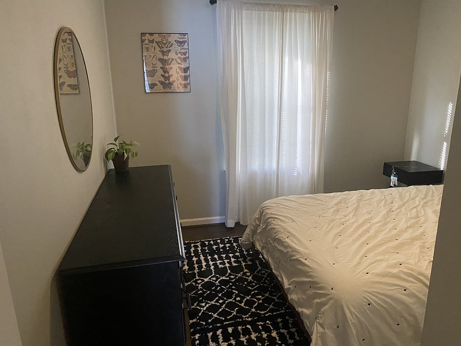 small bedroom / office