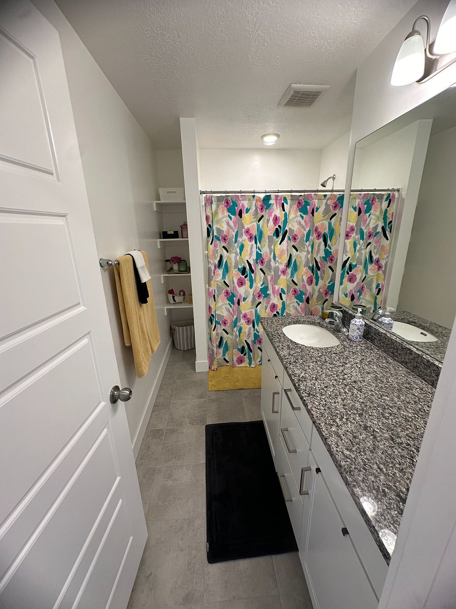Furnished Finder property 749256_1 photo 30