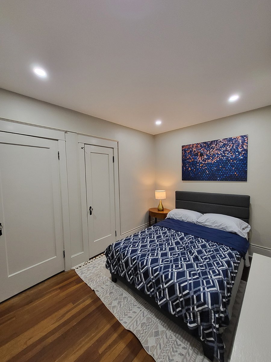 Same full sized bed