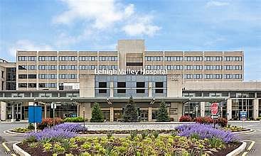 5 min drive to LVH-Cedar Crest