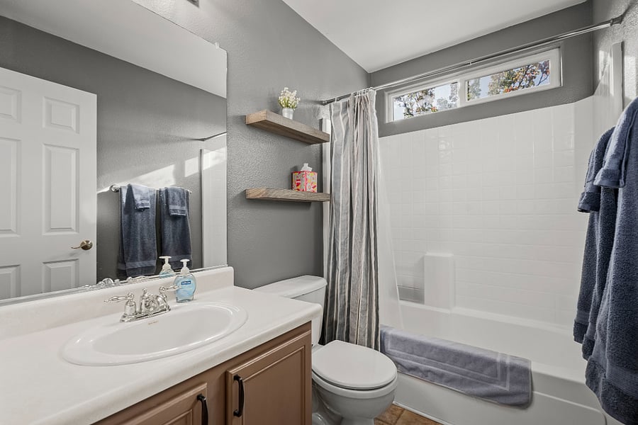 Guest bathroom