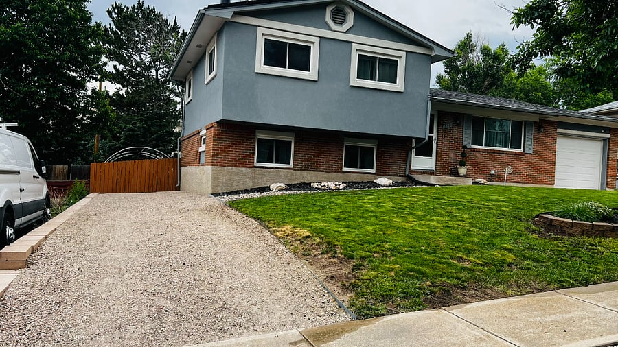 Additional driveway providing extra parking space for guests and longer stays.