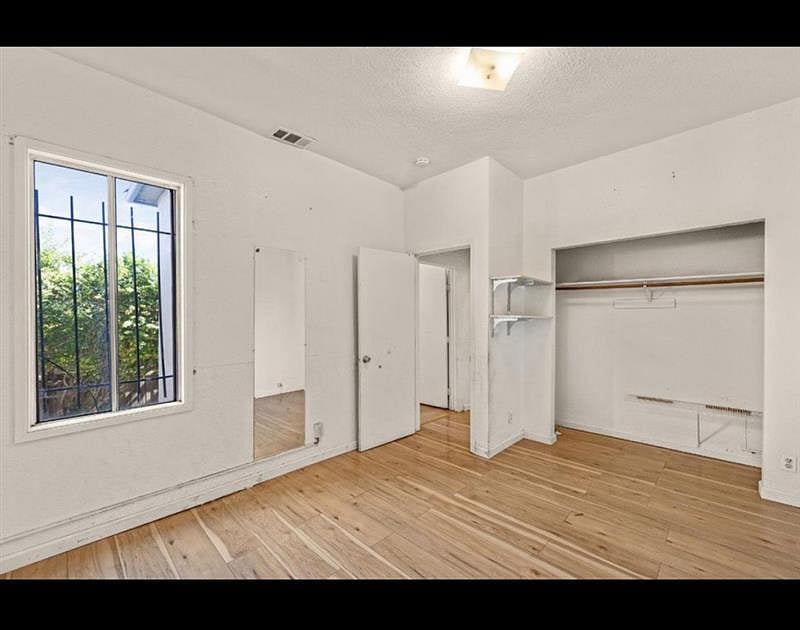 Furnished Finder property 749652_1 photo 3