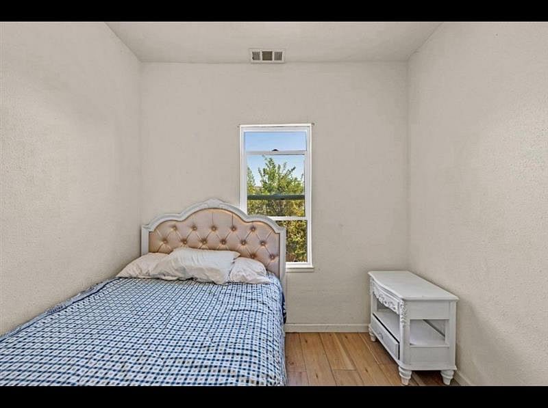 Furnished Finder property 749652_1 photo 10