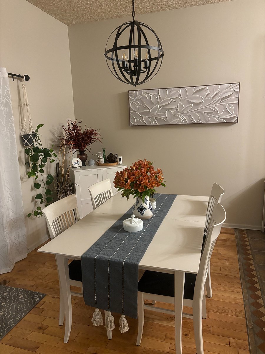 Upstairs shared dining room