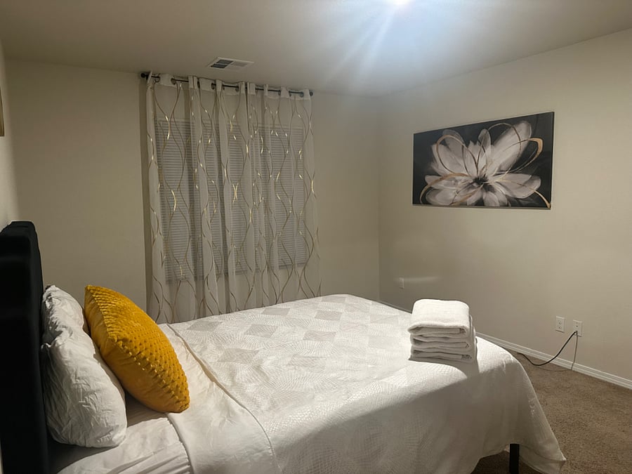 Furnished Finder property 749701_1 photo 11