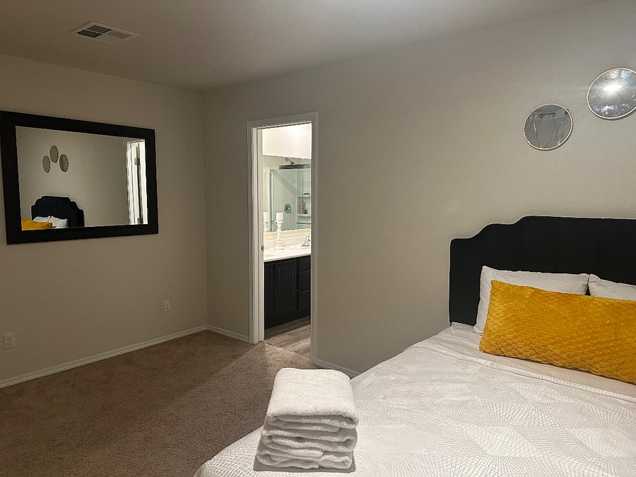 Furnished Finder property 749701_1 photo 13